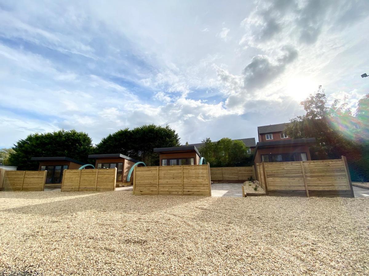 Elletson Park Wood Fired Hot Tubs, Caravans & Pods Pilling Экстерьер фото