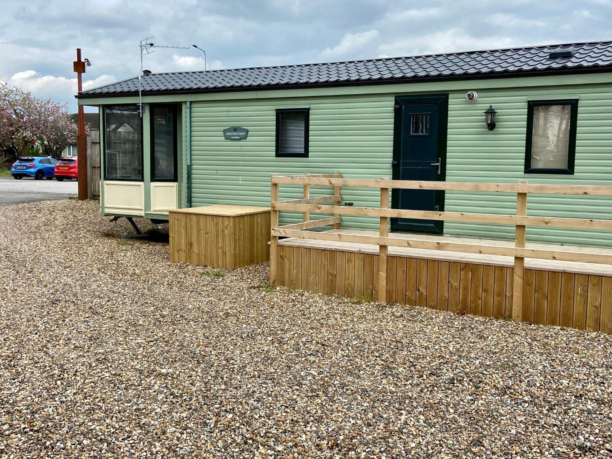 Elletson Park Wood Fired Hot Tubs, Caravans & Pods Pilling Экстерьер фото